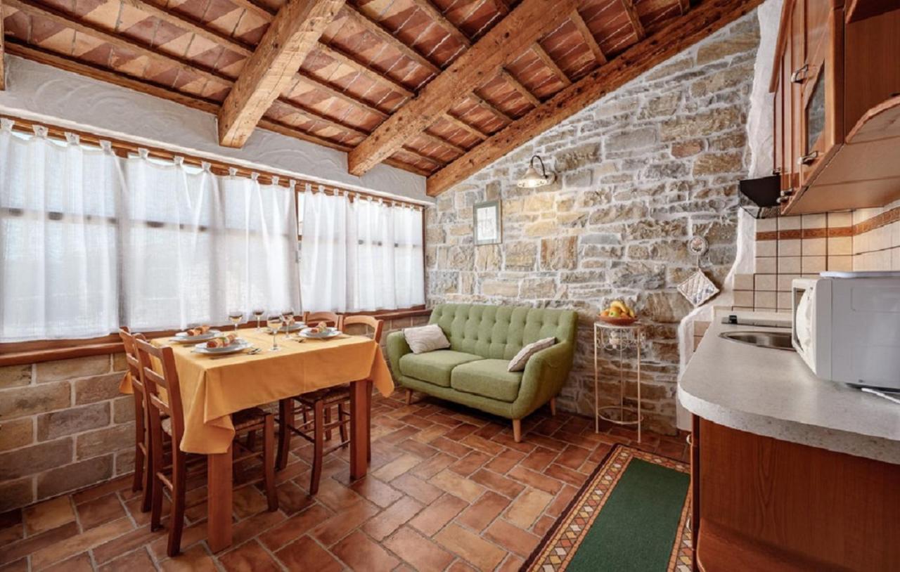 Guesthouse Gospodi Cerovlje Bagian luar foto